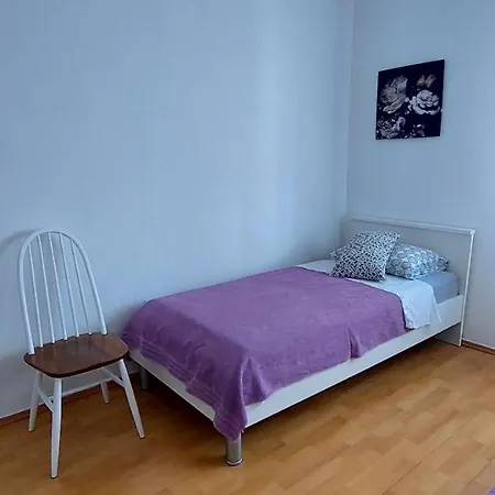 Apartman Alenka Tkon